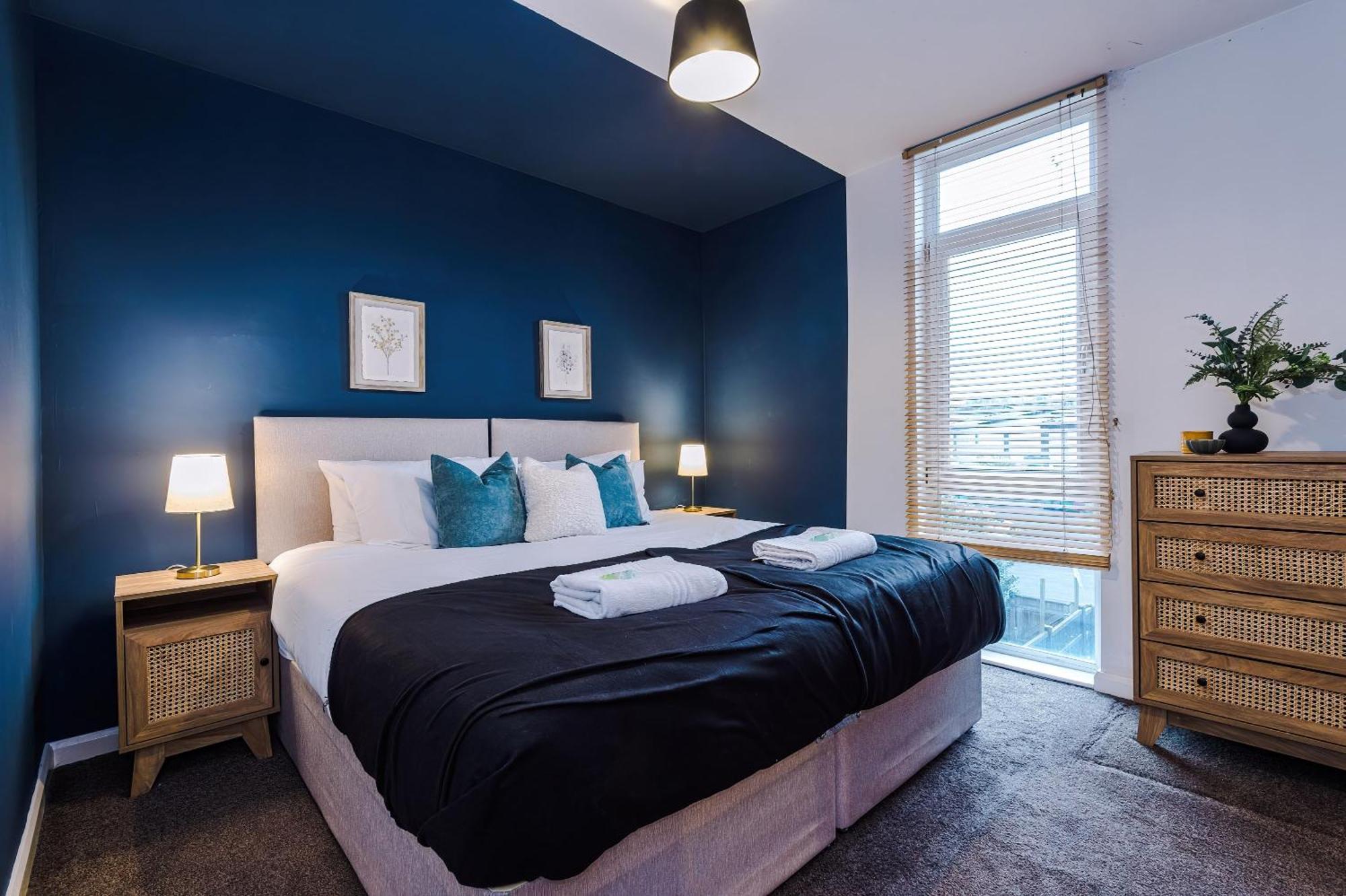 Villa Rest&Recharge At A Spacious Townhouse By The Etihad Manchester Exterior foto